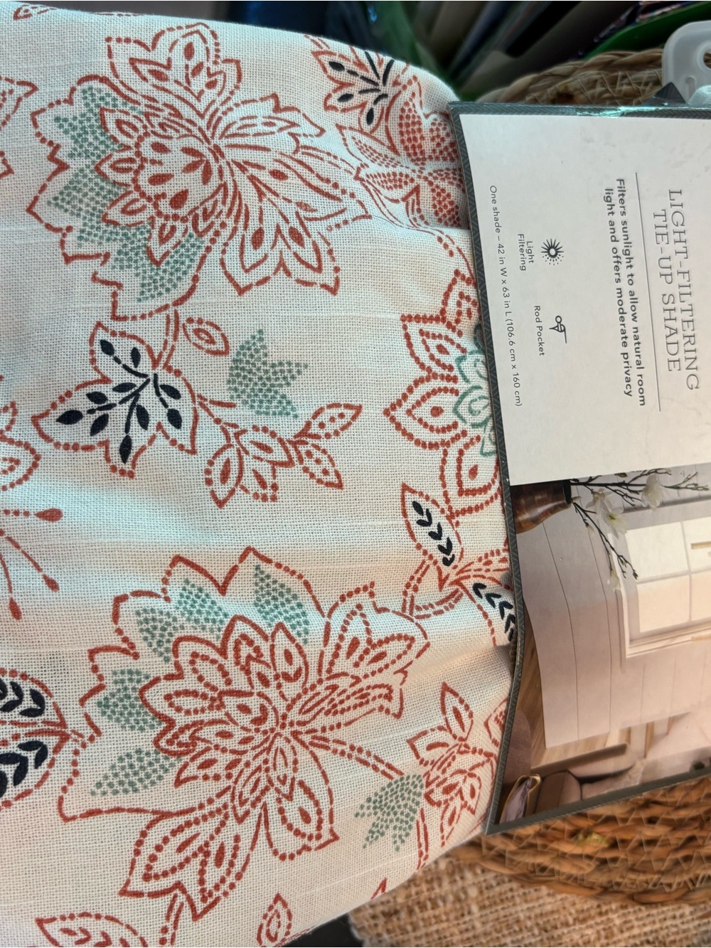 NWT, Threshold Floral Print Light-Filtering tie up  Shade in Cream, Rust &black